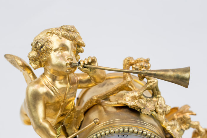 Horloge style Louis XVI bronze ange
