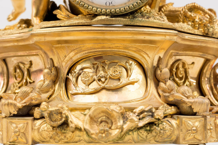 Louis XVI style clock in chiseled and gilt bronze