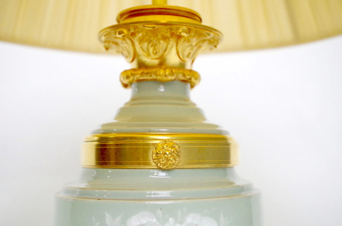 celadon tripod porcelain lamp