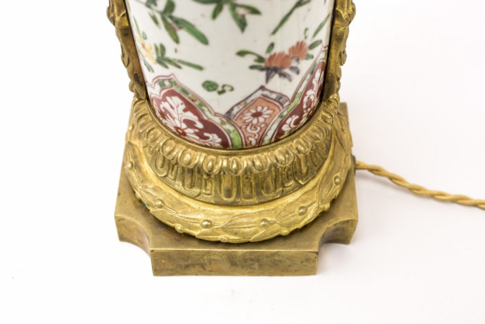 Persan style porcelain lamp