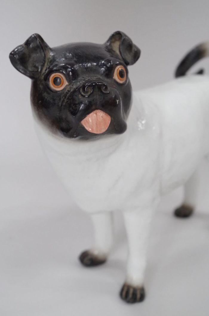 sculpture céramique bouledogue chien