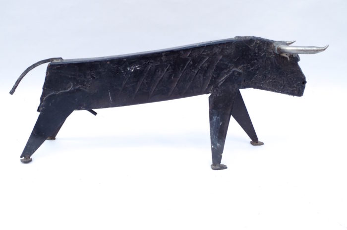 cast iron sculpture bull
