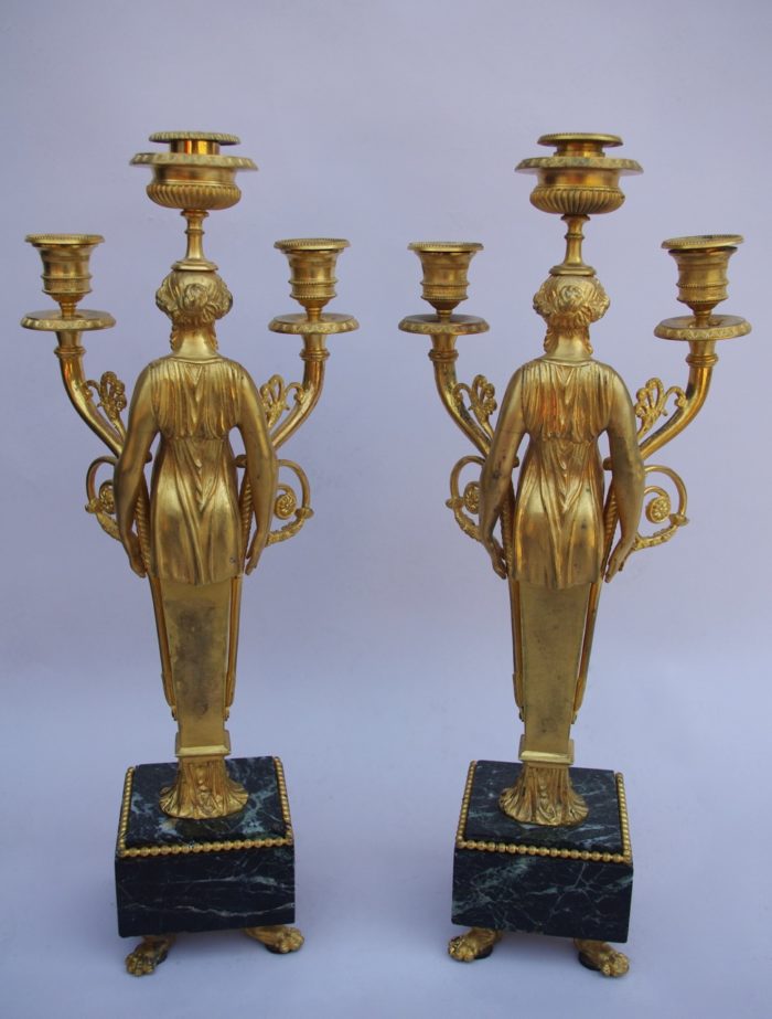 candélabres bronze marbre caryatides