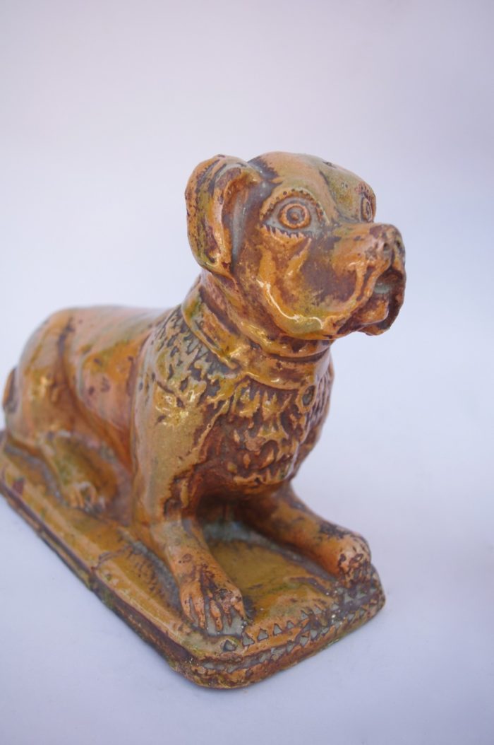 enameled earthenware dogs