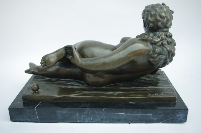 bronze naked woman sculpture botero