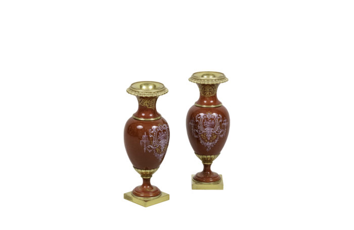 vases red porcelain gilt bronze