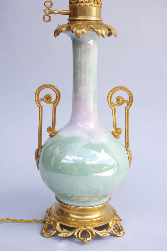 lampe celadon porcelaine irisee zoom