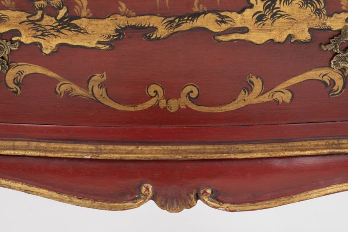 commode rouge ceinture