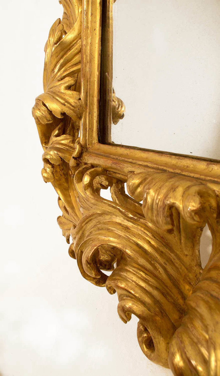 miroir-rococo-bois-doré-détail