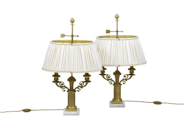 lampes style restauration bronze doré