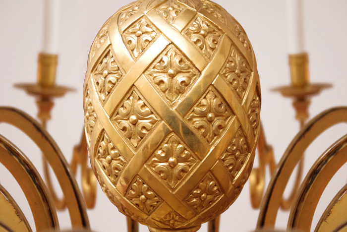 delisle chandelier stylised egg detail