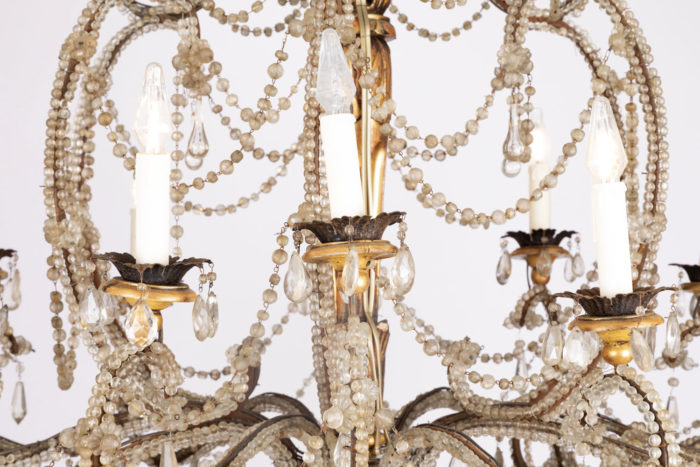 genoese chandelier lights detail