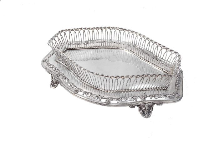 silver plated metal centrepiece prcpl