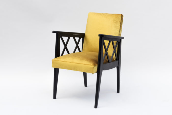 fauteuil art déco jaune velours art deco 3:4