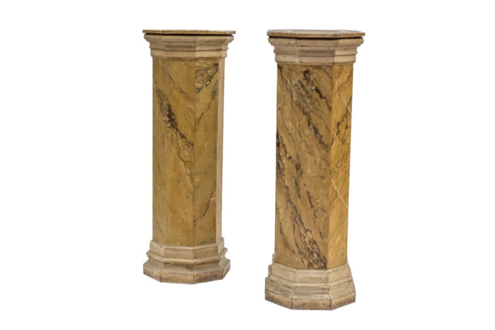 paire colonnes faux marbre jaune