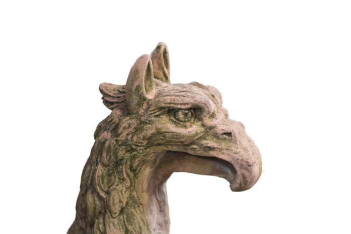 sculpture griffon pierre terre cuite aigle