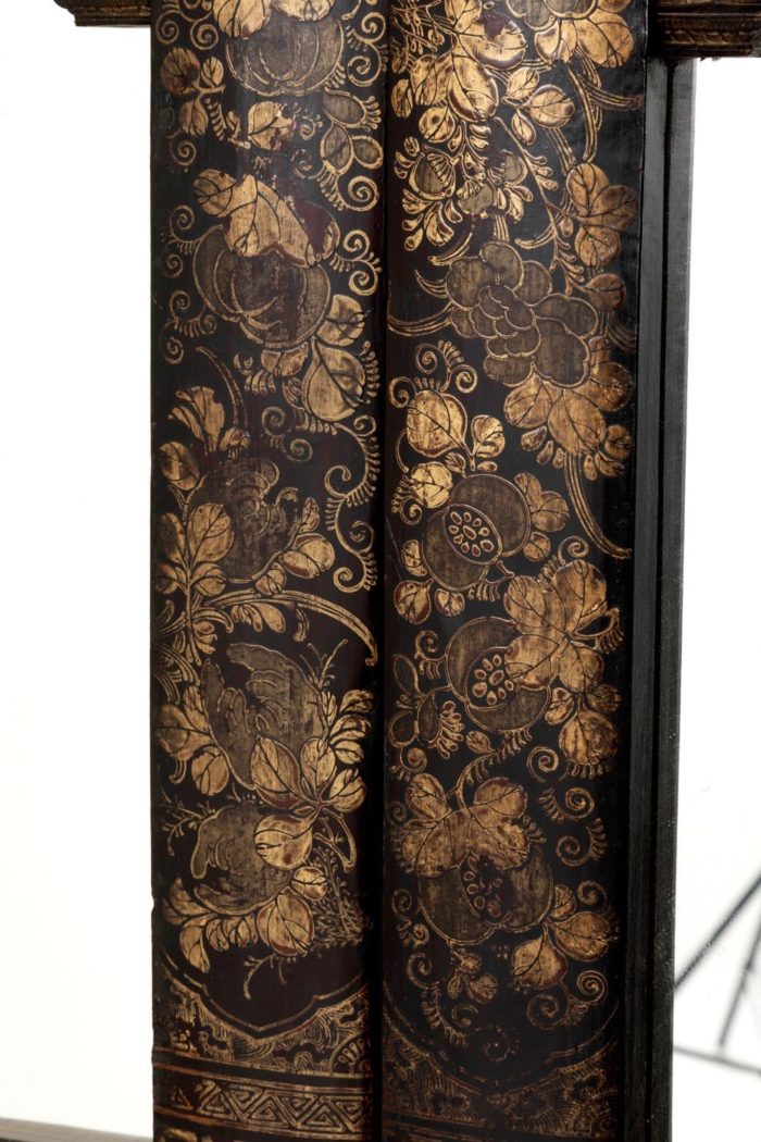 door chinese lacquer gilt decor flowers foliage