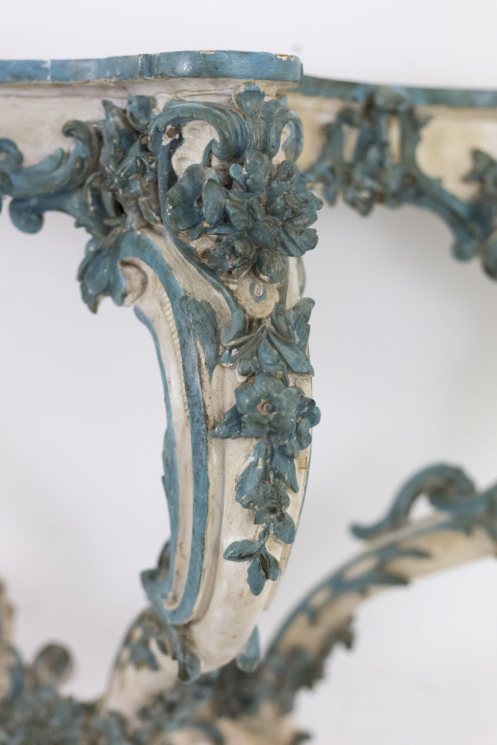 louis xv style console blue flowers