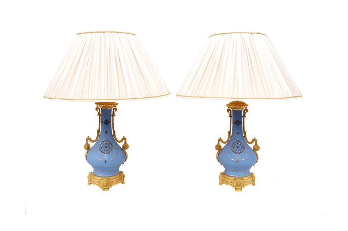 blue mate porcelain lamps