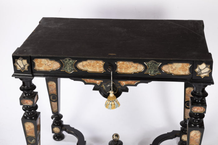 table néo renaissance sans marbre