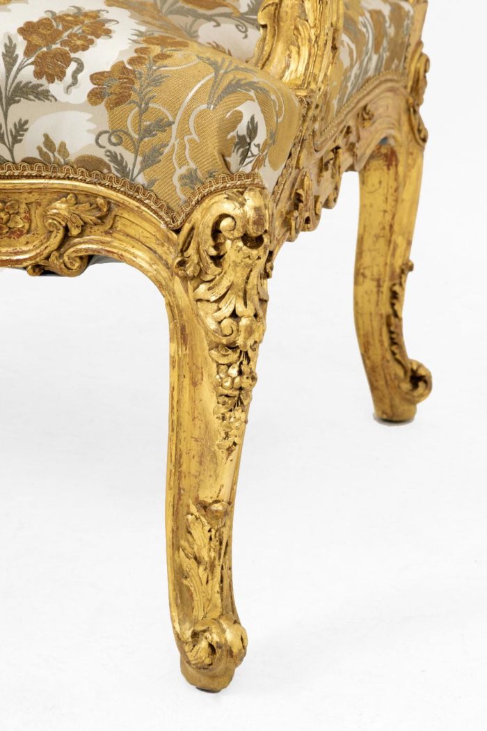 fauteuil style louis XV pied galbé