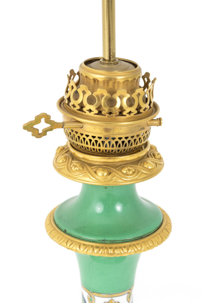 lampes porcelaine de paris bronze doré ajouré