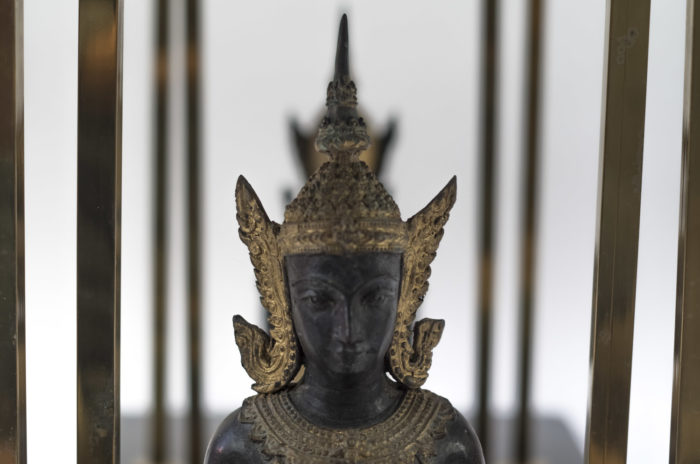 table basse buddha statue