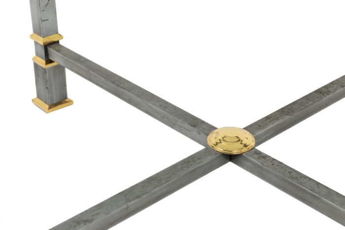 table metal brosse plateau verre circulaire piètement detail