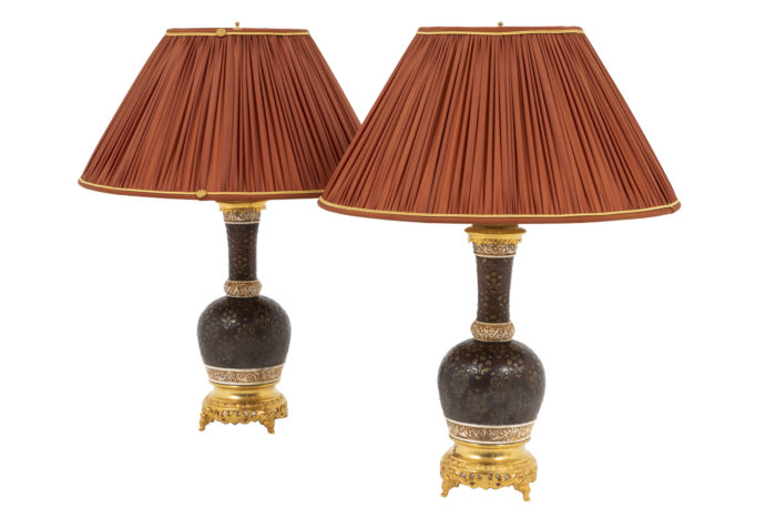 lampes porcelaine cuir de cordoue bronze doré