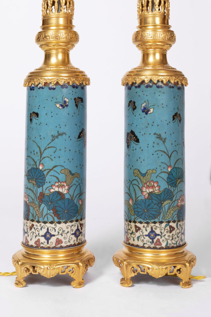 lampes rouleaux émaux cloisonnés fond bleu