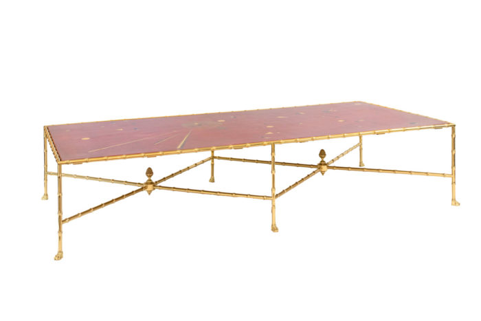 table basse laque rouge bambou laiton doré angle
