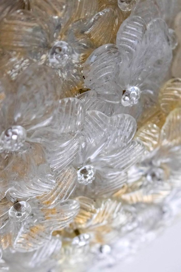 chandelier murano glass flowers detail