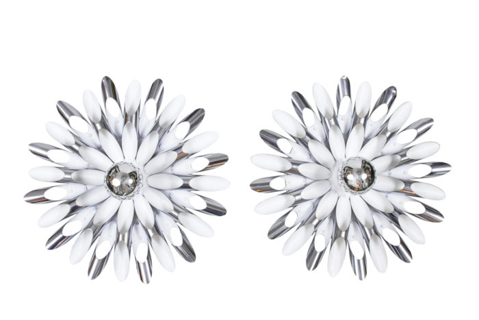 wall sonces chromed metal white lacquered flowers 1970's