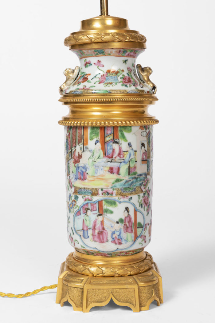 lampe porcelaine chinoise scène de palais