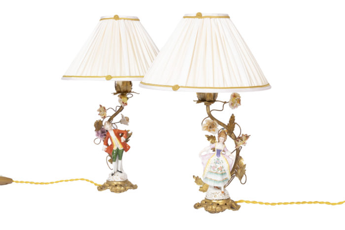 lamps porcelain characters 18th century