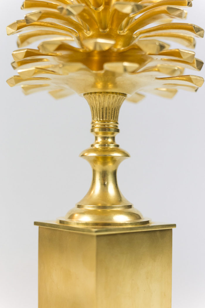 maison charles lamp pinecone