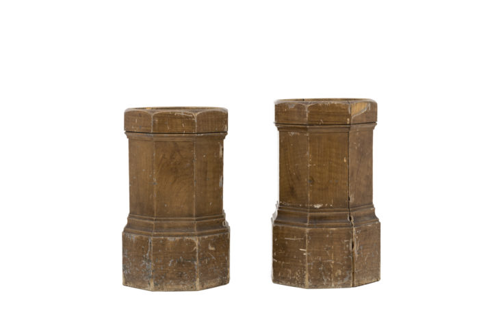 colonnes cannelées bois laqué marron bases