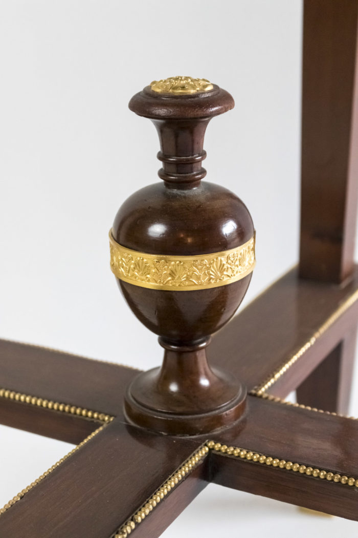 guéridon style empire acajou bronze doré vase