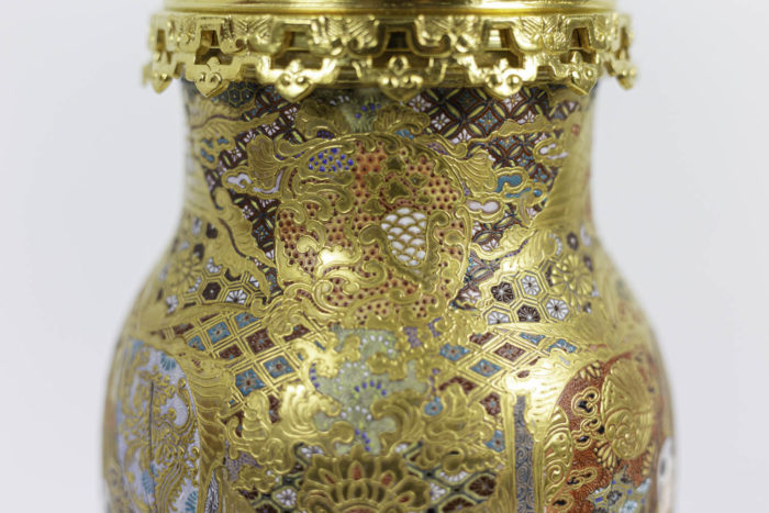 lamps satsuma earthenware geometrical motifs