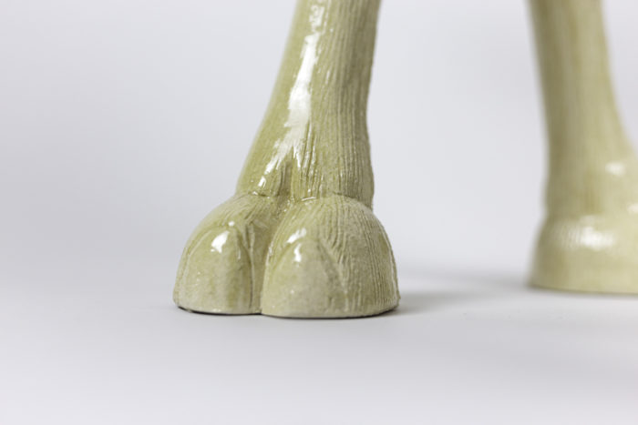 valérie courtet sculpture dromedary legs
