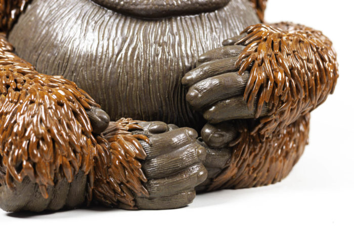 valérie courtet sculpture orang outan pattes