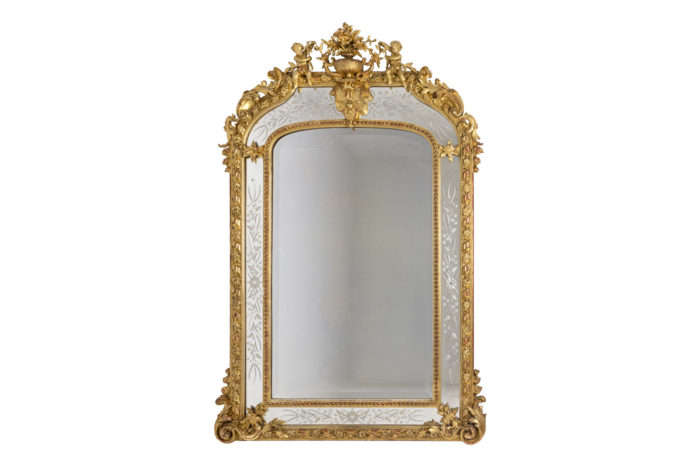 miroir style louis xvi à parcloses bois doré