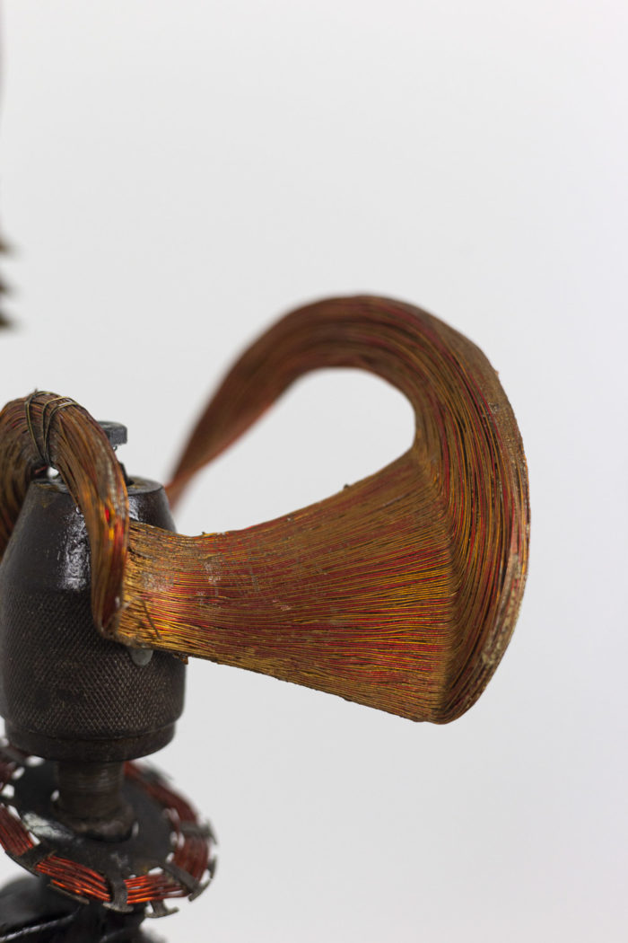 sculpture bronze guerrier africain coiffe