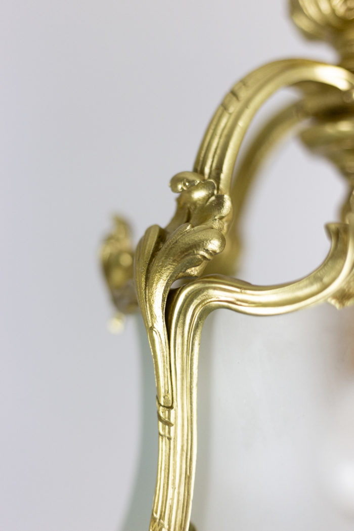 lanterne style louis xv bronze doré verre feuilles d'acanhte