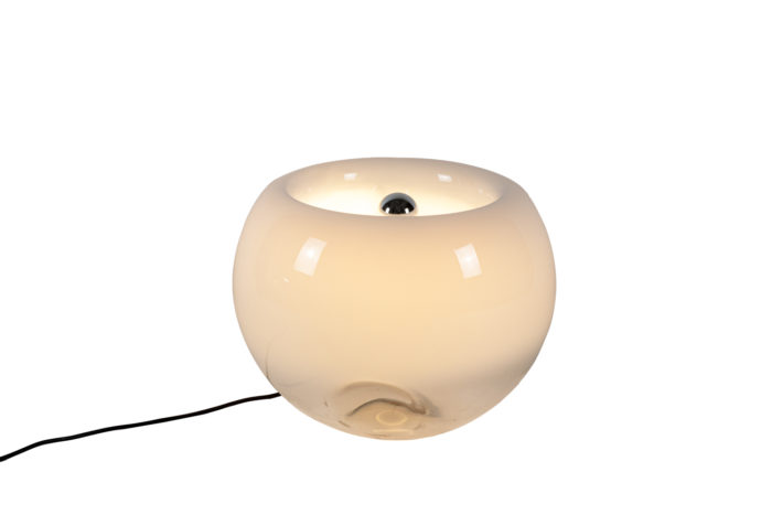 Lampe Vacuna profil allumée 2