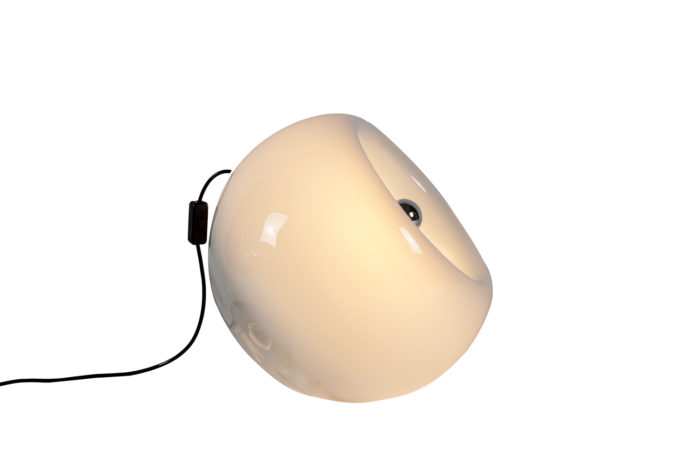 Lampe Vacuna profil allumée