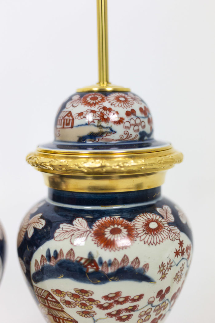 Pair of Imari lamps 7