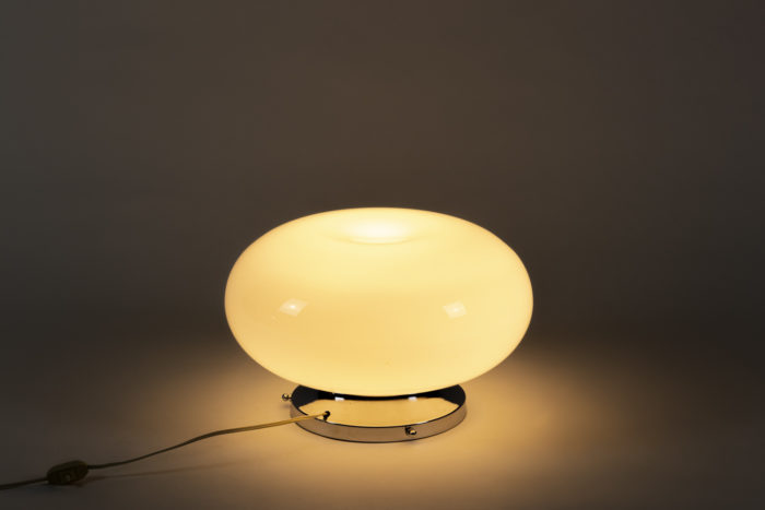 lampe opaline blanche métal chromé space age 2