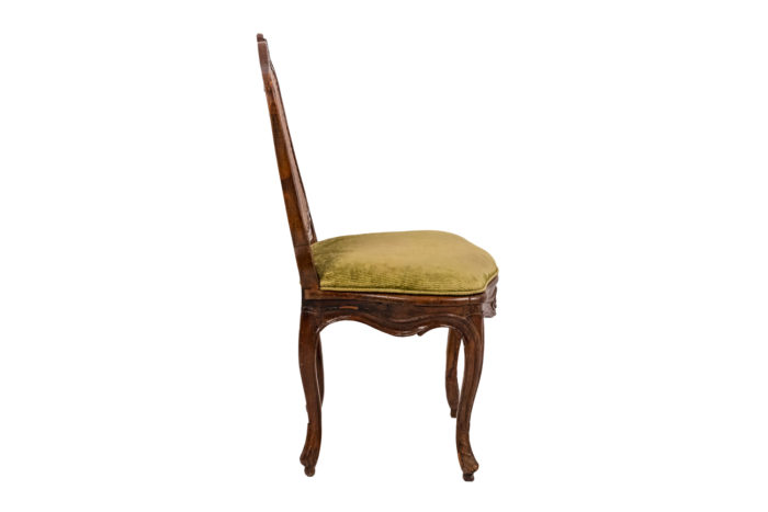 Chaise cannée Louis XV profil