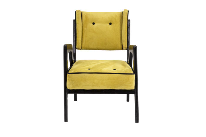 Series of four wing chairs 7